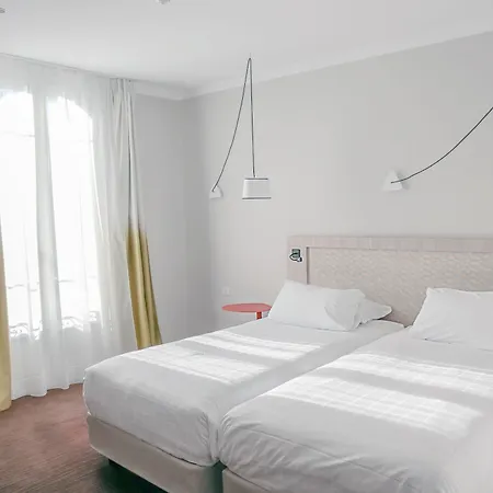 Vendome Hotel