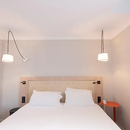 Ξενοδοχείο Vendome 3*