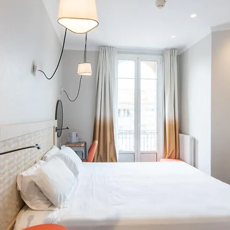 Vendome Hotel 3*