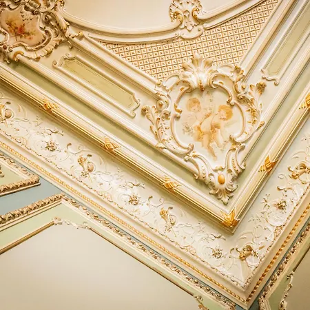 Ξενοδοχείο Vendome 3*