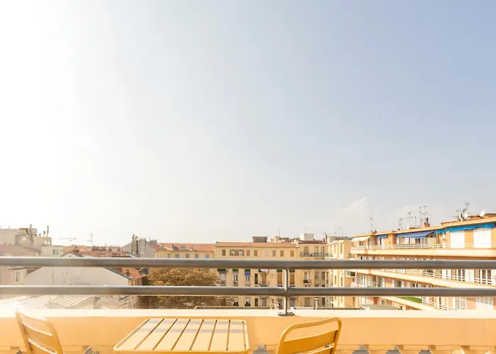 ホテル ヴァンドーム ニース