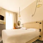 Vendome Hotel 3*